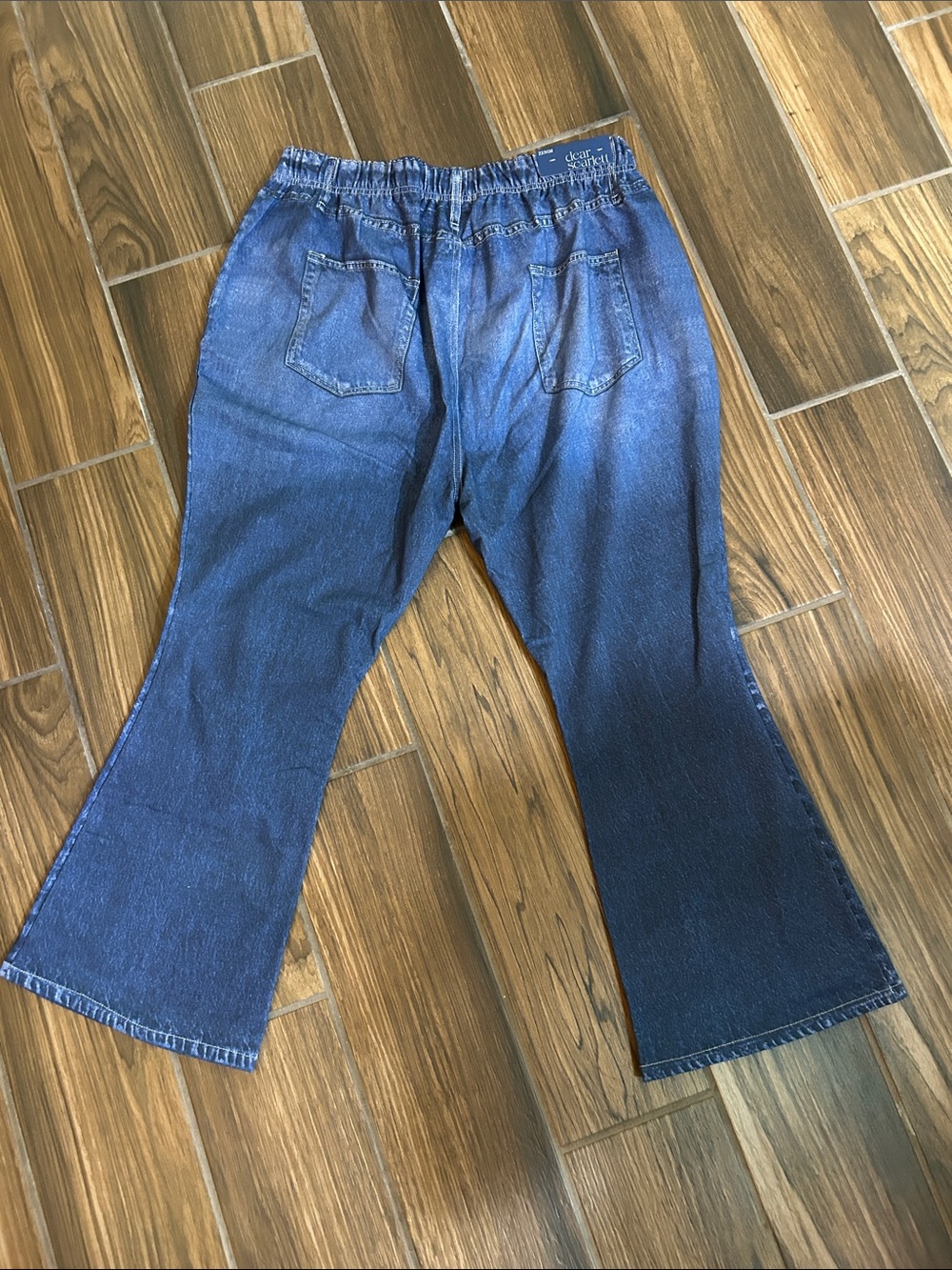 Dear Scarlett Women's Boot Cut Jeans in Dark Blue Wash - Picture 3 of 3